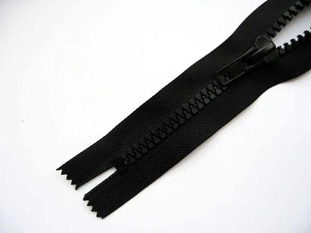 молния трактор черная н.р.