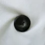 047573