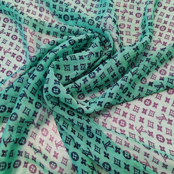 084649+