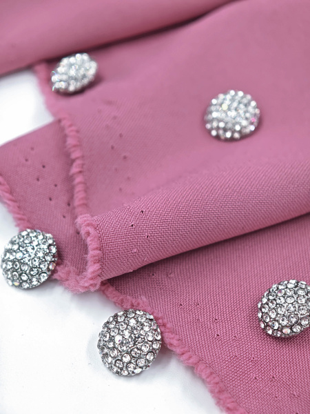 Лучшие цены на ткань Габардин    Розовый Сиреневый  в интернет-магазине ТКАНИ ВСЕ